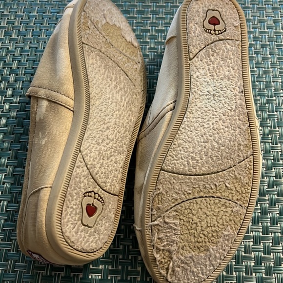 OOAK - Bobs by Skechers!  Ladies size 6.5, Bleached out Beige! - Picture 2 of 3